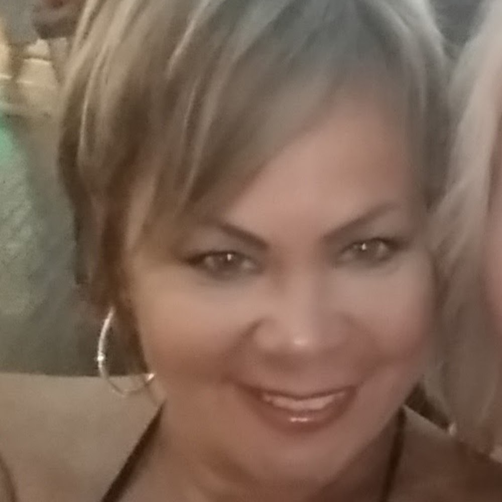 Meet your Posher, Juanita